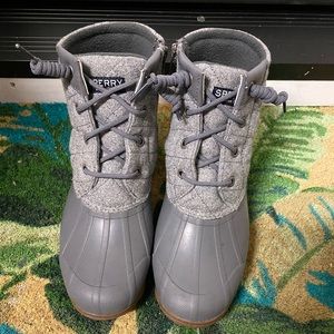 Women Sperry Duck Boots - size 6